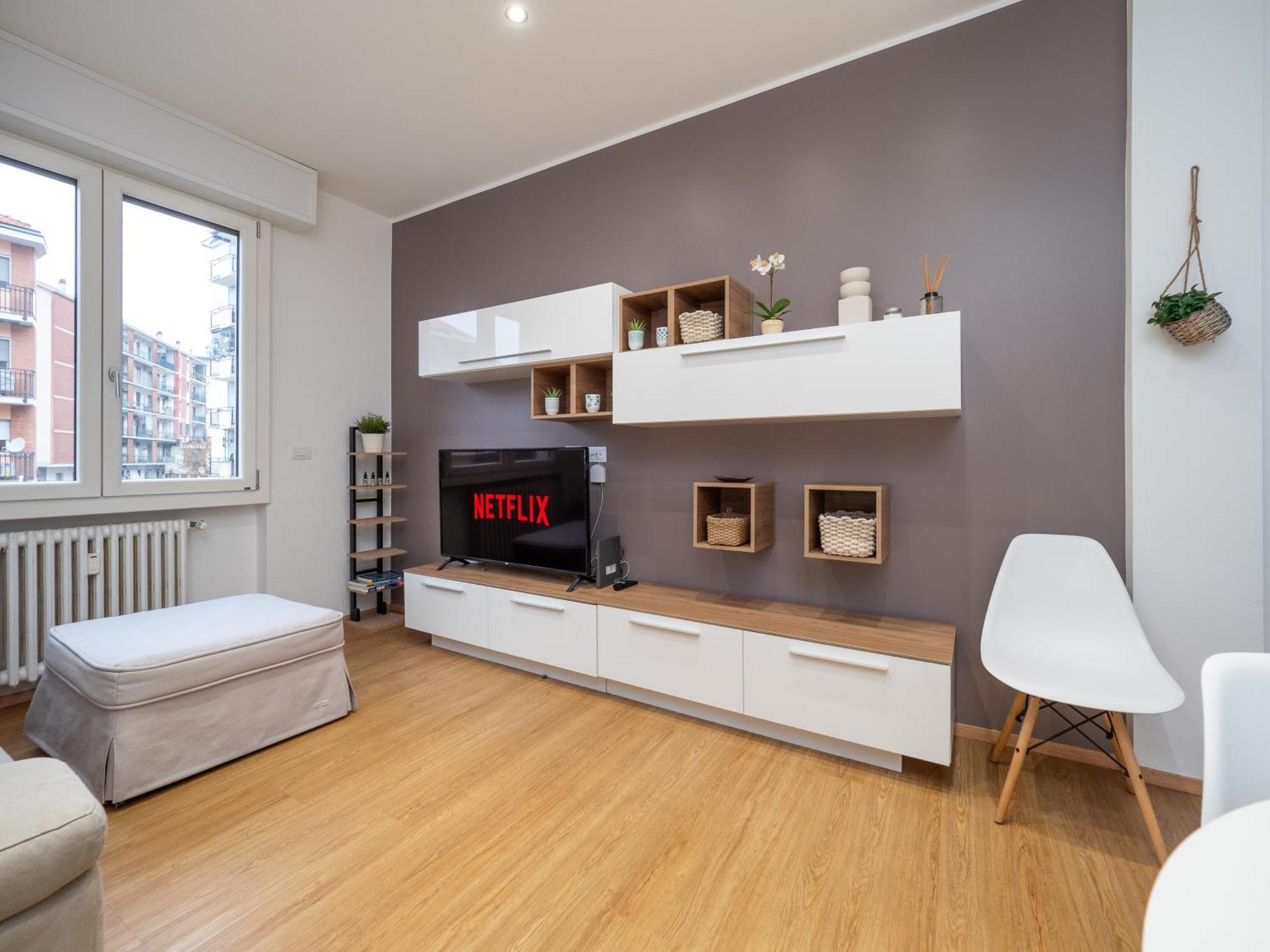 Milano 5 Guests - Modern Apt With Balcony Bagian luar foto